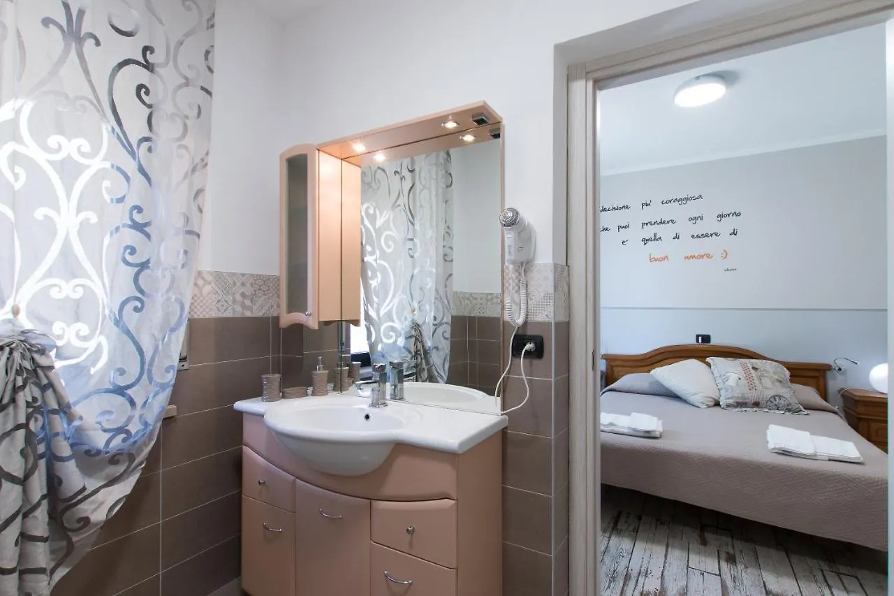 Villa Boninsegna - Wine Enoteca Verdi - Castel d'Azzano 3*,  İtalya